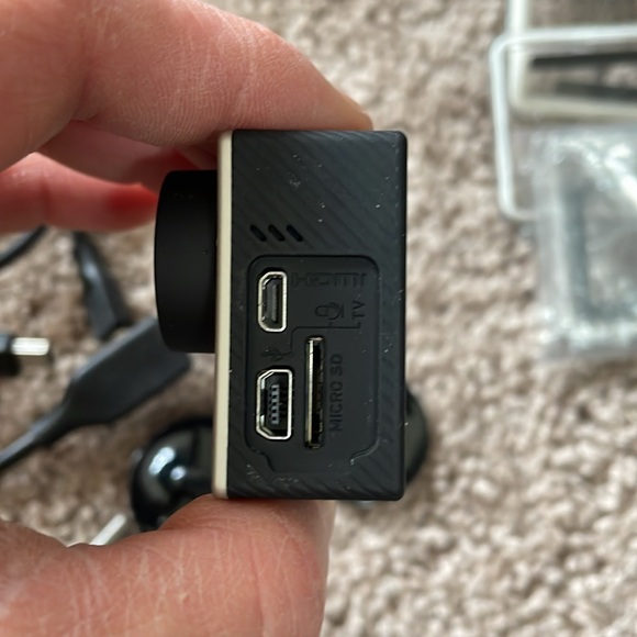 GoPro hero 4 bundle - Picture 5 of 7